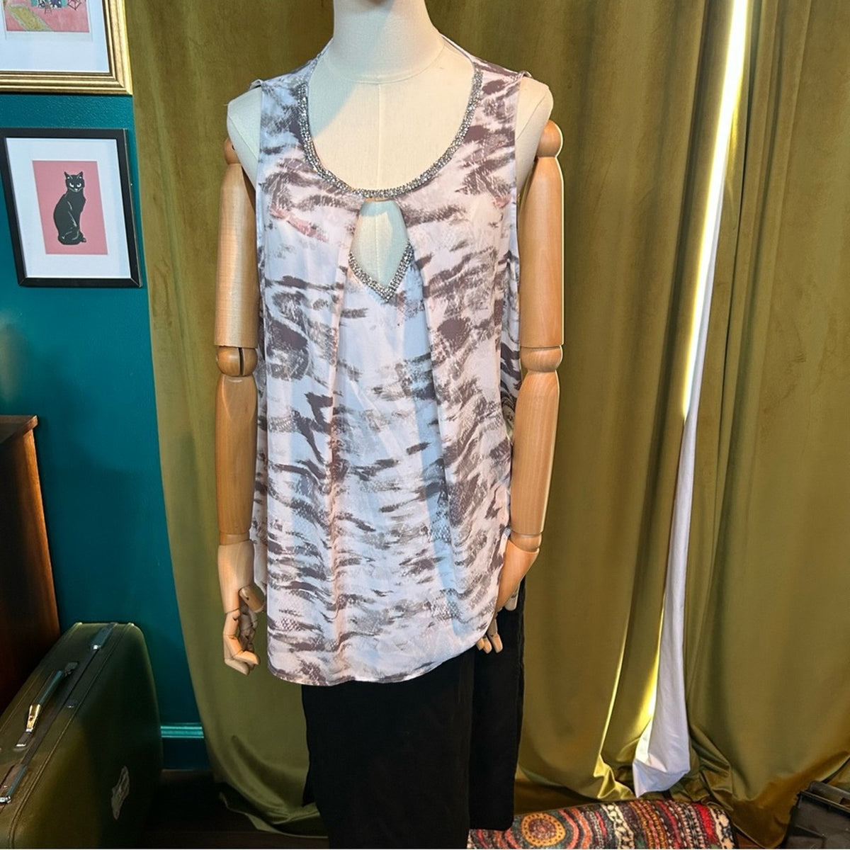 Juicy Couture Y2K Rhinestone Keyhole Abstract Blouse XL Glam Coquette Indie