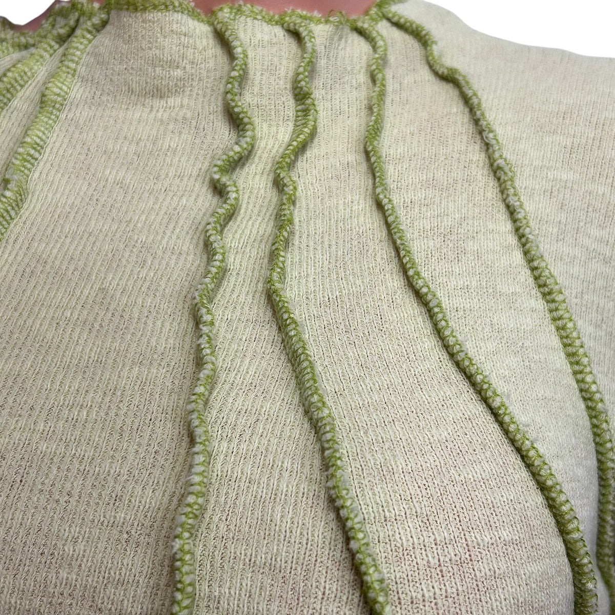 BDG M Green Top Surged Red Topstitch Y2K Casual Monochrome Grunge Streetwear