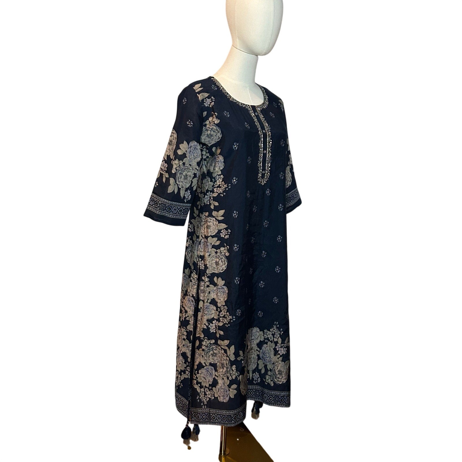 Hoondee Navy Blue Floral Embellished Kurti Tunic Dress