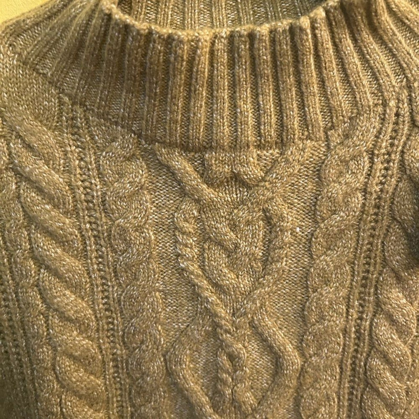 NWT Old Navy SoSoft Cable Knit Sweater Medium Mustard Green Mock Neck Fisherman