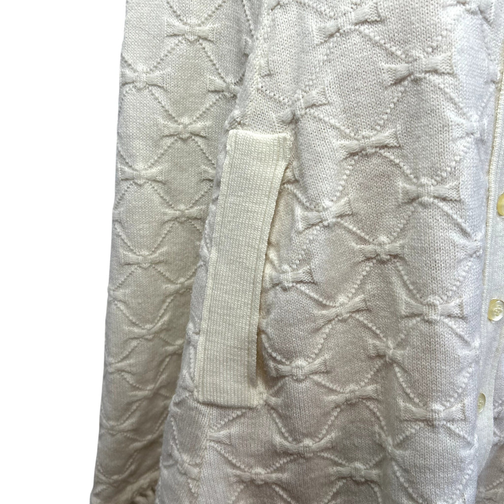 VTG 70s Cuddle Knit OS White Button Front Fringe Knit Poncho Cape Sweater Twee